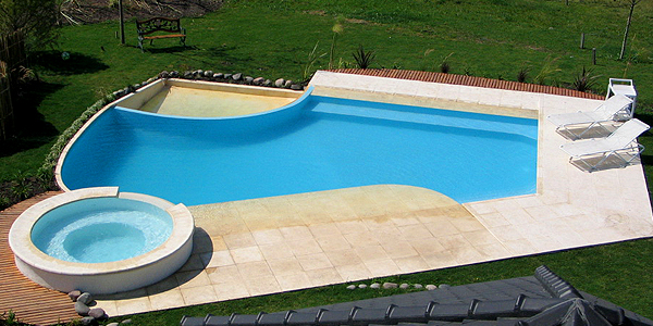 piscina-forma-rara